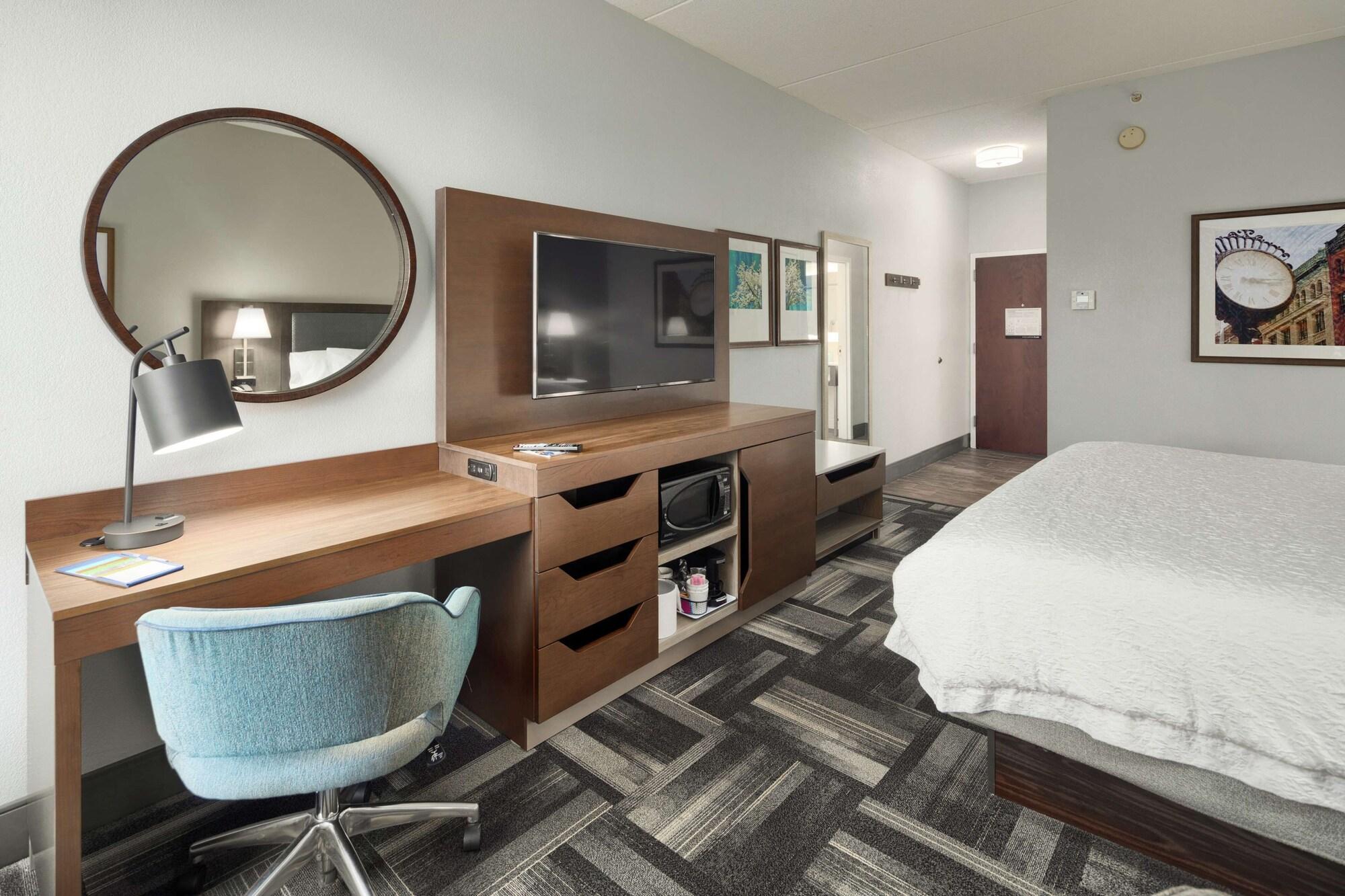 Hampton Inn Louisville Northeast Ngoại thất bức ảnh