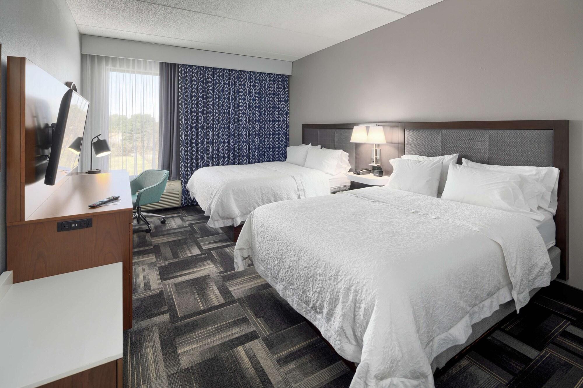Hampton Inn Louisville Northeast Ngoại thất bức ảnh