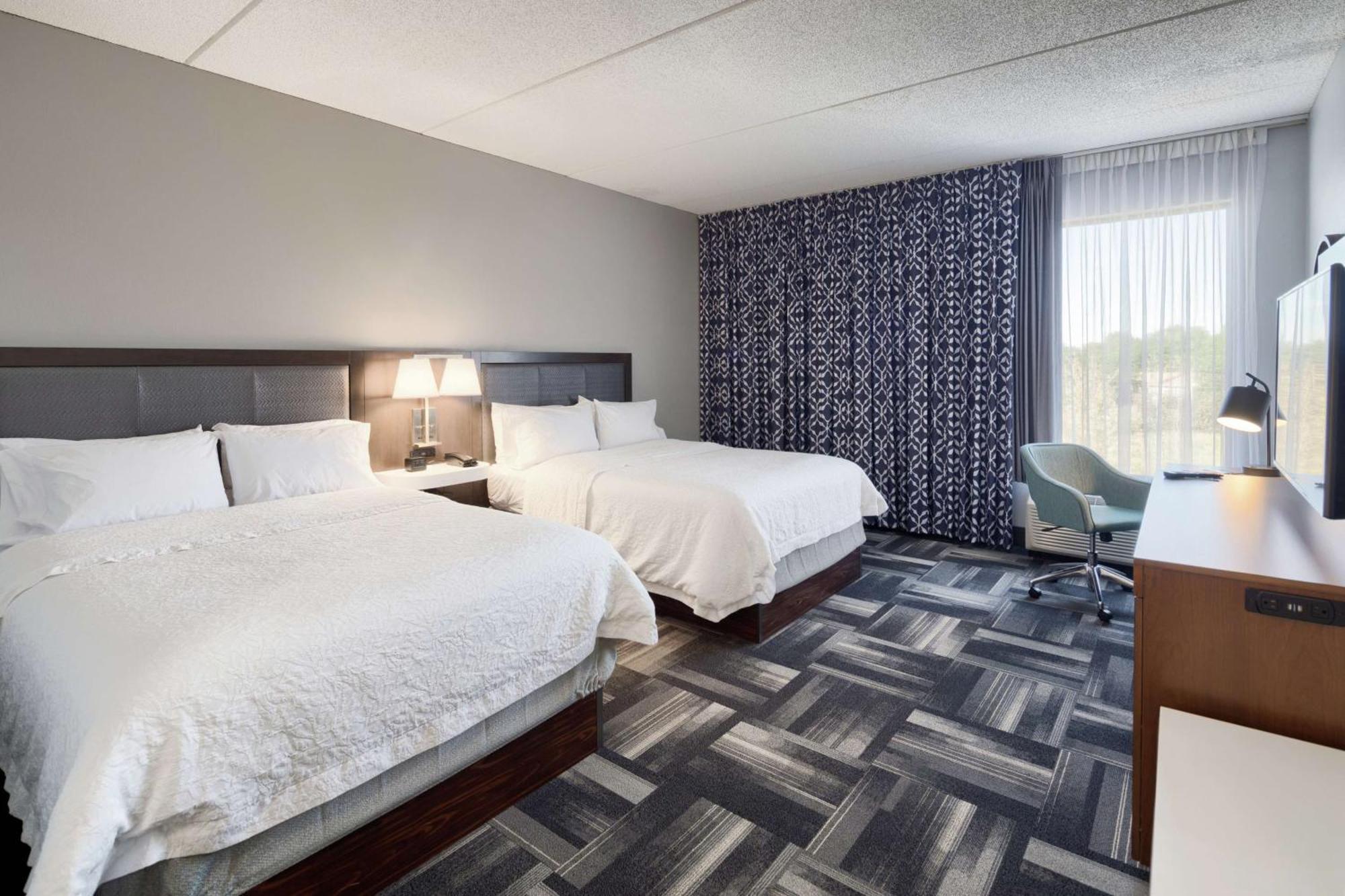 Hampton Inn Louisville Northeast Ngoại thất bức ảnh
