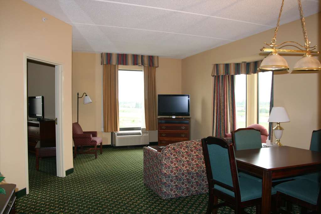 Hampton Inn Louisville Northeast Phòng bức ảnh